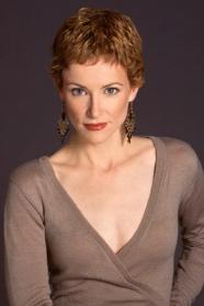 Leslie Hope