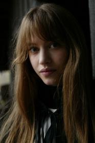 Lou De Laage