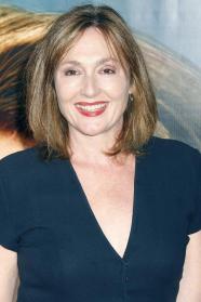 Nora Dunn
