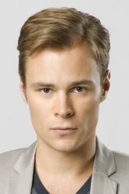 Patrick Flueger