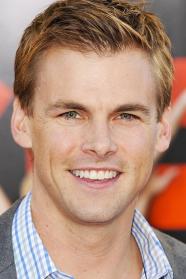 Tommy Dewey
